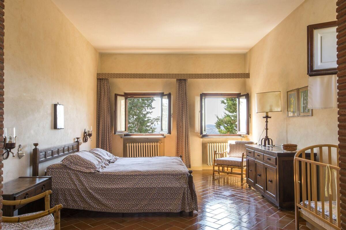 2 chambres, ameublement personnalisé, draps fournis