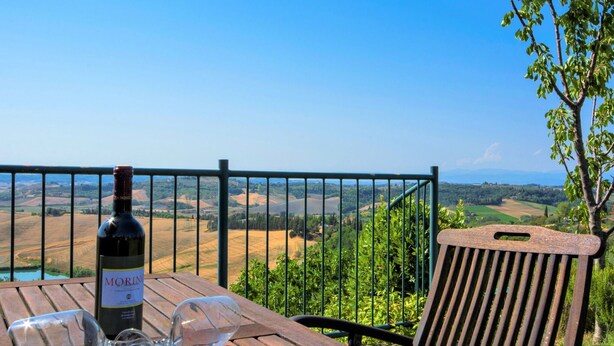 Deluxe House, 2 Bedrooms | View from property - Flat With Shared Pool and air Conditioning (Castelfiorentino)