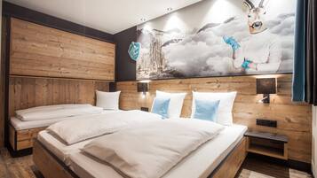 15 bedrooms, bed sheets