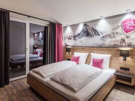 15 habitaciones y ropa de cama 