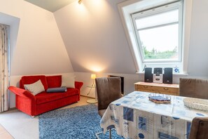 Classic Apartment, 2 Bedrooms | Living room | DVD player