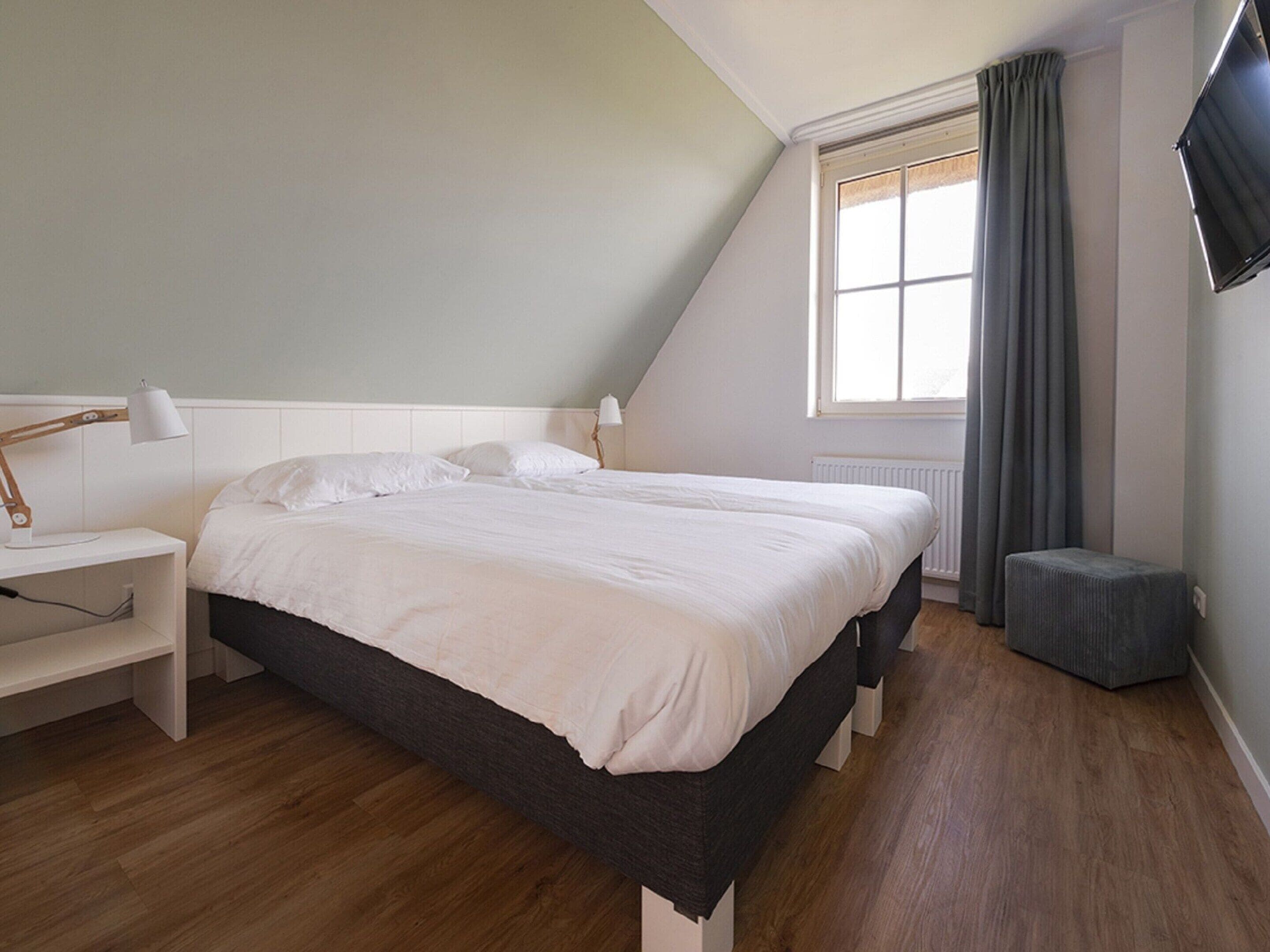 Classic Villa, 5 Bedrooms | 38 bedrooms, individually furnished, iron/ironing board