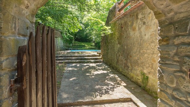 Pool - Holiday Home With Garden and Shared Pool (San Marcello Piteglio)