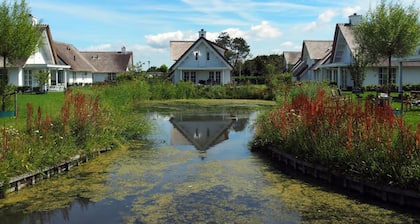 Beautiful Villa With Lots of Comfort, Near North Sea Beach