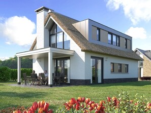 Comfort Villa, 4 Bedrooms | Exterior - Beautiful Villa With Lots of Comfort, Near North Sea Beach (Noordwijk)