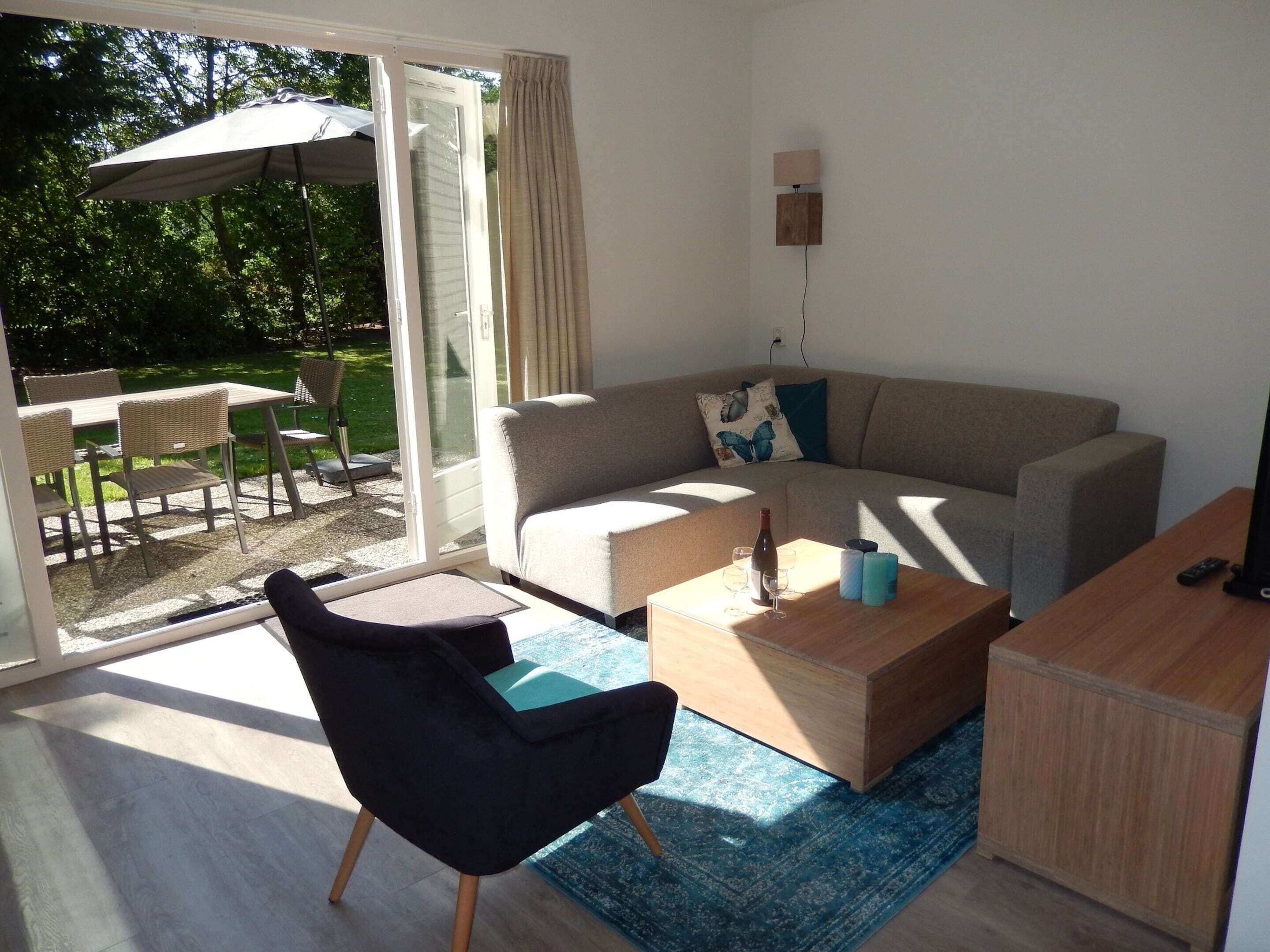 Classic House, 3 Bedrooms | Living room | DVD player