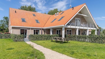 Appartement Classique, plusieurs chambres | Extérieur