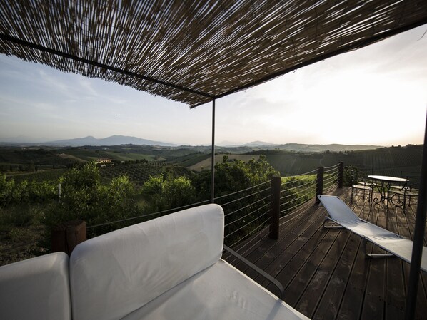 Deluxe Apartment, 2 Bedrooms | Terrace/patio - Charming Apartment in Ascoli Piceno Near Village (Ripatransone)