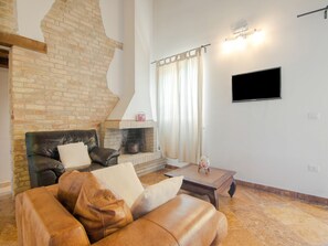 Comfort Apartment, 2 Bedrooms | Living room | Fireplace - Charming Apartment in Ascoli Piceno Near Village (Ripatransone)