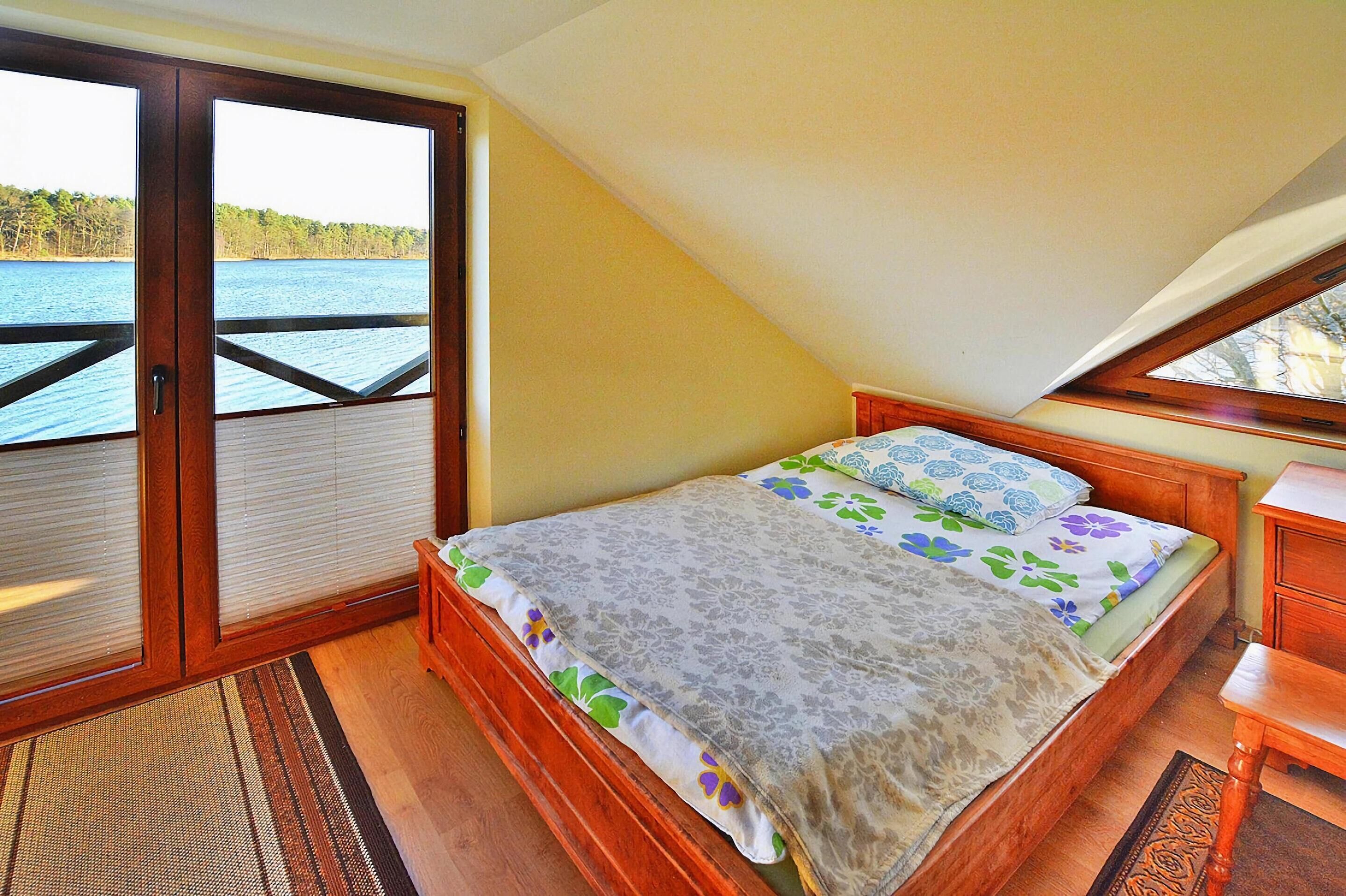 Classic House, 2 Bedrooms | 4 bedrooms, individually furnished, bed sheets