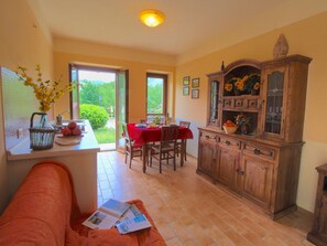 Premium-Haus, 2 Schlafzimmer | Wohnzimmer