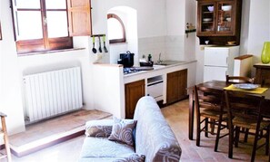 Classic Apart Daire, 2 Yatak Odası | Yemek sevisi