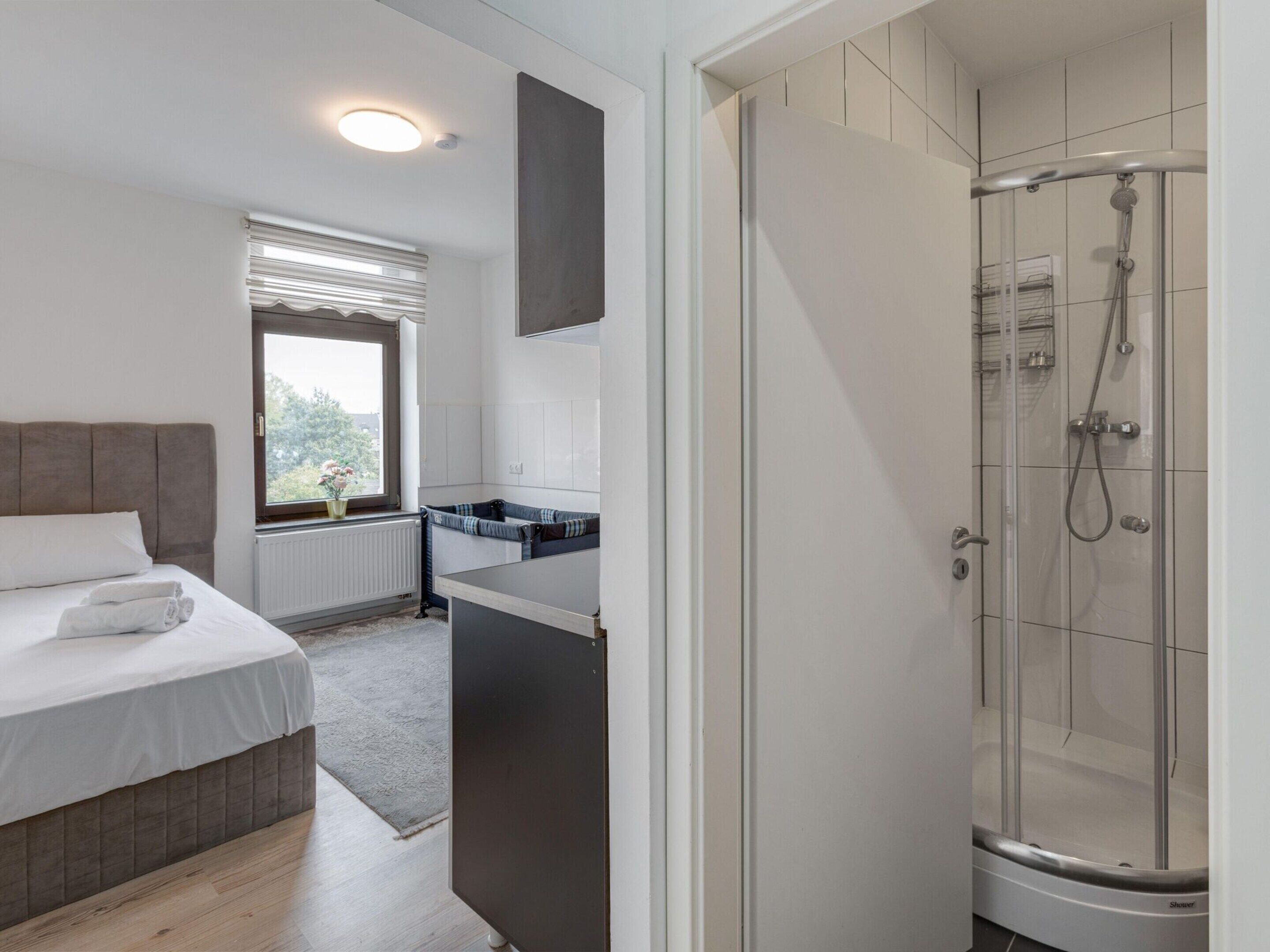 Comfort-Apartment, 1 Schlafzimmer | Badezimmer | Dusche, Haartrockner