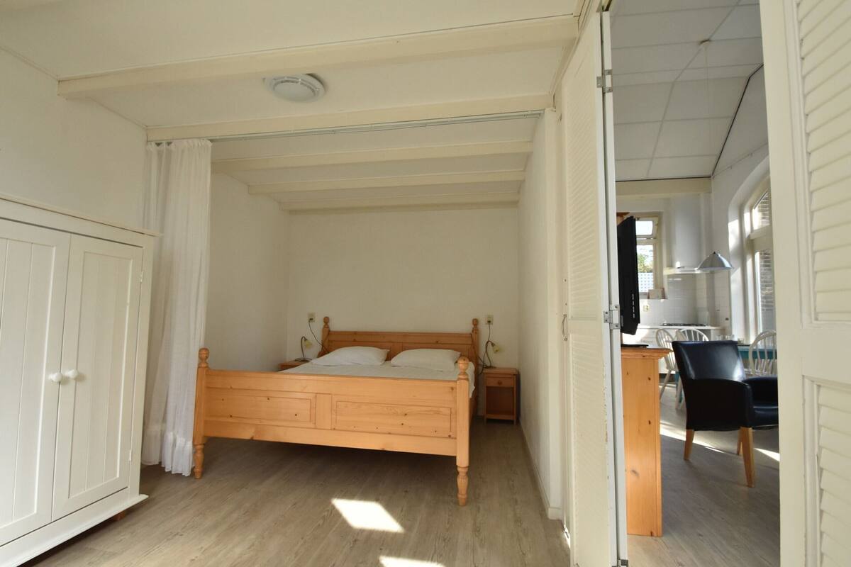 32 habitaciones, muebles diferentes y ropa de cama