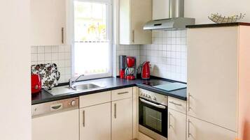 Rumah Klasik, 2 kamar tidur | Dapur pribadi | Lemari es, oven, mesin pencuci piring, dan mesin pembuat kopi/teh