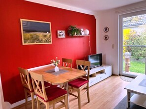 Comfort House, 2 Bedrooms | Dining - Gemuetliche Doppelhaushalfte in Lubmin (Lubmin)
