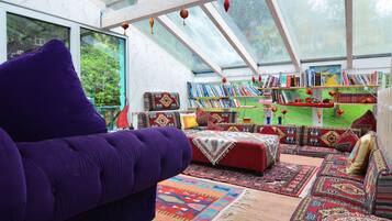 Classic House, Multiple Bedrooms | Interior
