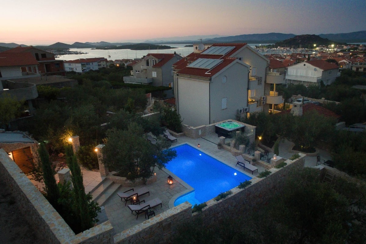 Classic Villa, Multiple Bedrooms | Exterior