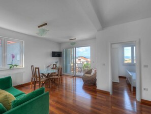 Living room - Luxurious Villa in Murter With Pool (Murter-Kornati)