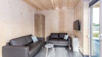 Elite Bungalow, 2 Bedrooms | Living room