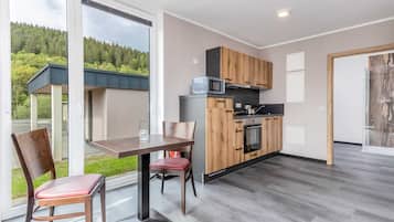 Bungalow Superior, 2 phòng ngủ | Khu ăn uống