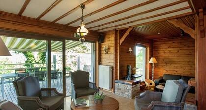 Vintage Villa With Private Garden in Rendeux