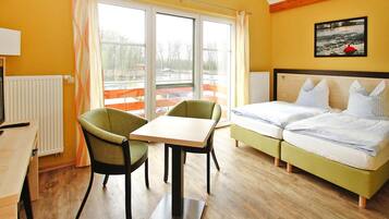 Luxury Apartment, 2 Bedrooms | 11 bedrooms, individually furnished, bed sheets