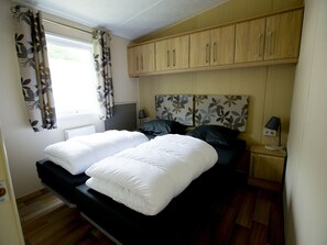 38 bedrooms, individually furnished - Chalet Near Loonse and Drunense Duinen (Udenhout)