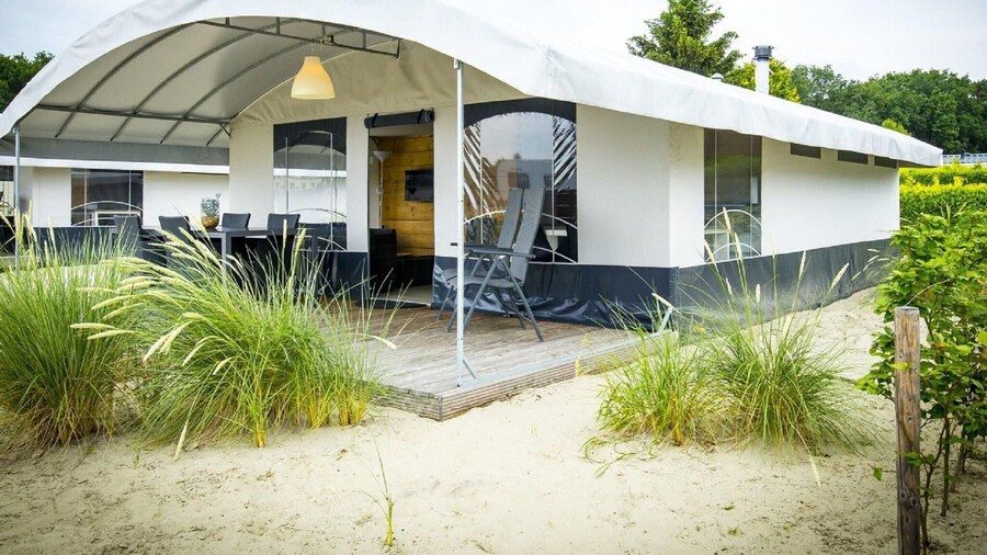 Chalet Near Loonse and Drunense Duinen