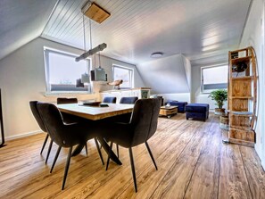 Deluxe Apartment, 3 Bedrooms | Dining - Idyllically Located, Comfortably Furnished and Renovated Holiday Apartment (Wyk auf Foehr)