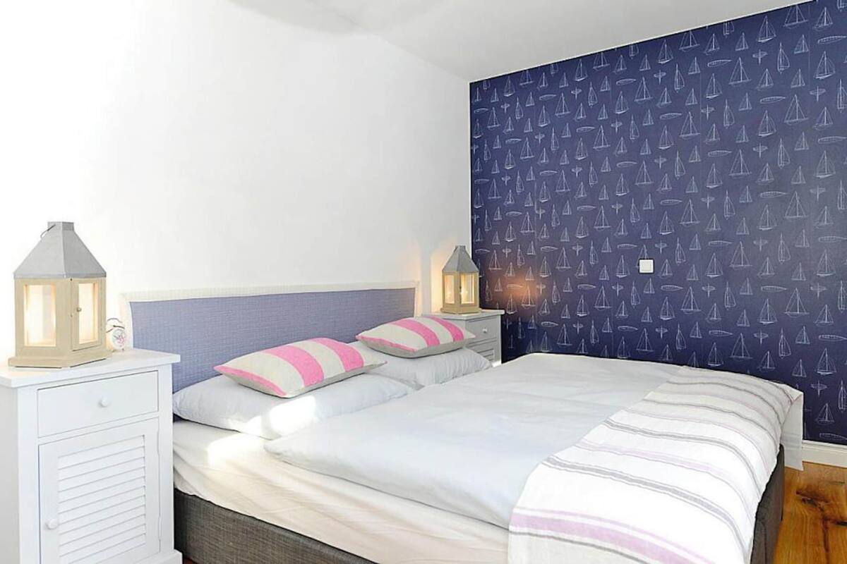 22 chambres, ameublement personnalisé