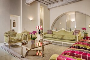 2 bedrooms, Internet - New Domus Historic Rome Palazzo Modern Luxury Near Piazza Navona (Rome)