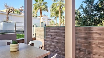 Open-Plan Family Suite Ground Floor | Terraço/pátio