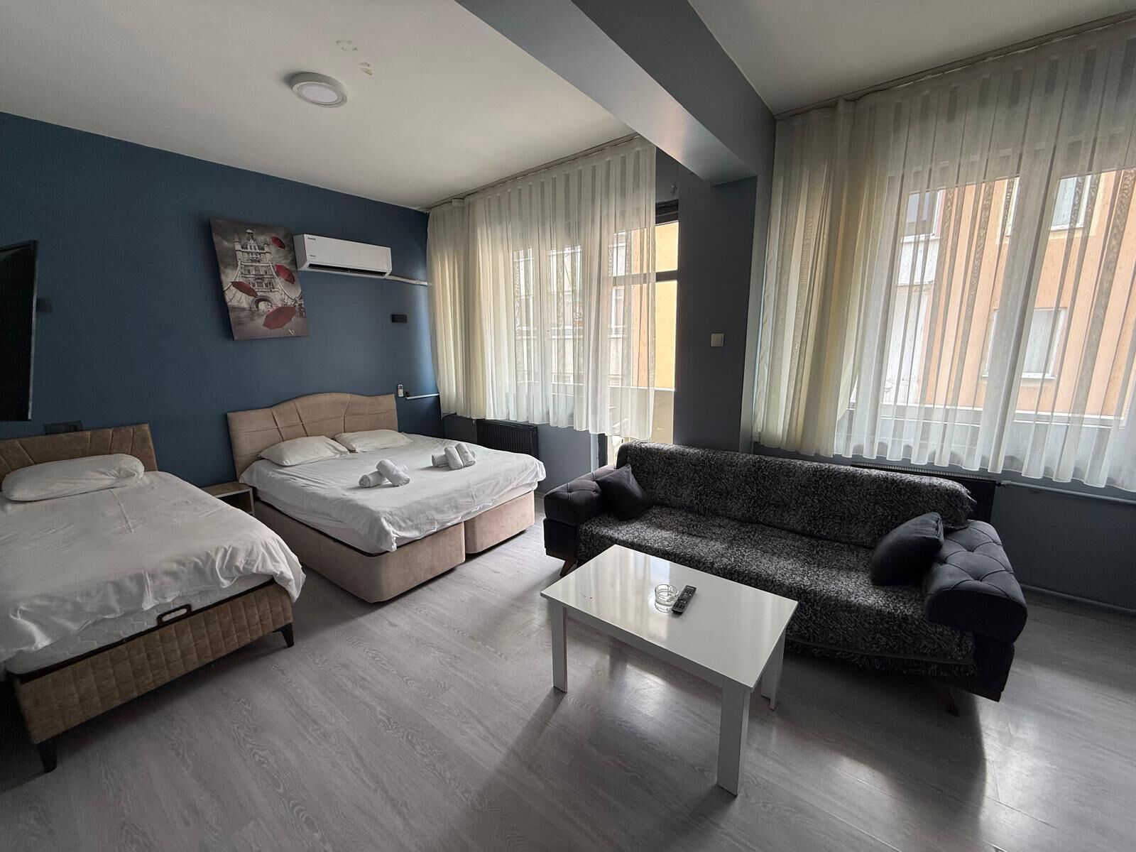 Superior Twin Room | Individually furnished, desk, laptop workspace, iron/ironing board