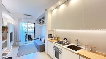 Apartamento | Cozinha privada | Máquina de café expresso, chaleira elétrica