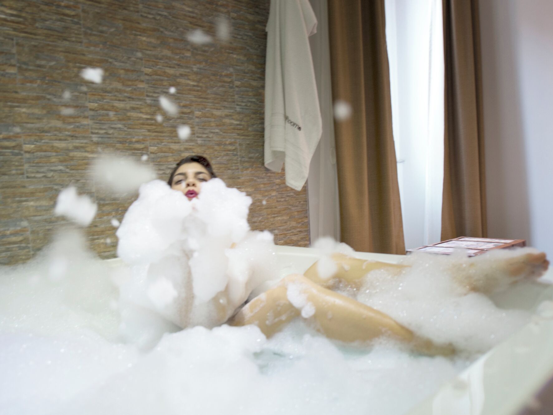 Suite, jet tub | Brankas, meja kerja, dan Wi-Fi gratis