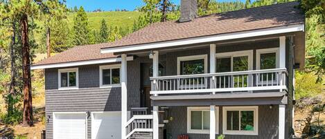 House (4 Bedrooms) | Front of property