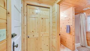 Cottage (1 Bedroom) | Interior