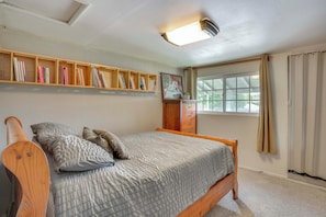 Apartment (0 Bedroom) | Interior - Pet-friendly Studio in Costa Mesa - 7 Mi to Beach! (Costa Mesa)