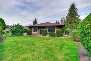 House (3 Bedrooms) | Front of property - 1 Mi to Snoqualmie River: Pet-friendly Getaway (Carnation)