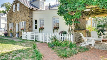 Cottage (3 Bedrooms) | Interior