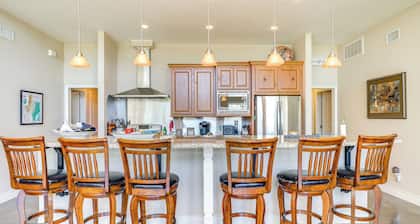 Franklin Home w/ Water Views: Outdoor Dining Area!