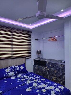 1 bedroom, iron/ironing board, WiFi, bed sheets