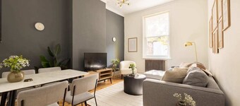 The Abinger Place - Inviting 2bdr House With Study Room & Garden