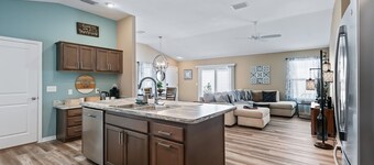 Welcome to Your Serene 2/2 Patio Villa in the Village of Citrus Grove!