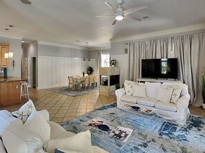 TV connectée, cheminée