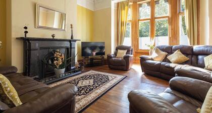 Host & Stay | Chatsworth Townhouse II