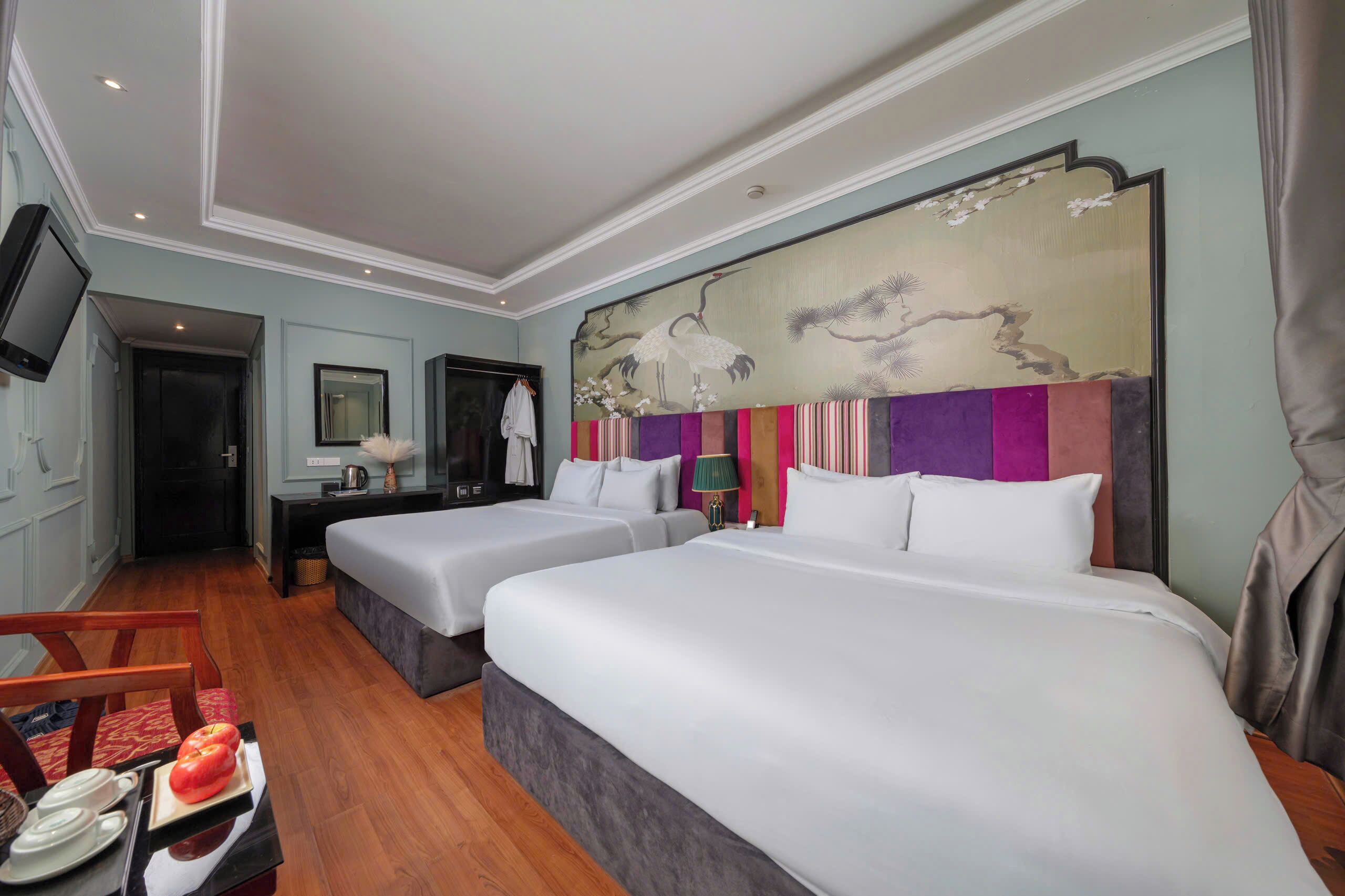 Coffres-forts dans les chambres, bureau, rideaux occultants