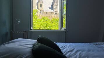 3 habitaciones, cuna de viaje y wifi