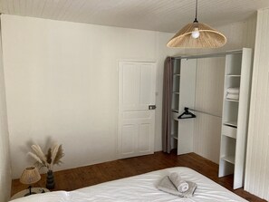3 soverom, reiseseng for barn og wi-fi